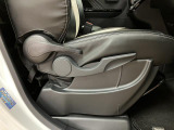 運転席にはシートリフターも付いていますよ♪