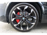 【BMWアロイホイル】軽量かつ強度に拘ったアロイホイル。走行性能ポテンシャルを引き出す設計。