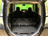 普段のお買い物や通勤、送迎等に十分な荷室スペースを確保しております。セカンドシートを倒すと、大きな荷物の積載も可能です♪