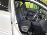 運転席シート廻りは使用感も少なく、良好な状態となっています。前オーナー様が丁寧に使っていたことがよくわかりますね。