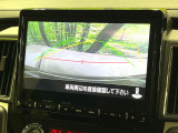 【バックカメラ】駐車時に後方がリアルタイム映像で確認できます。大型商業施設や立体駐車場での駐車時や、夜間のバック時に大活躍!運転スキルに関わらず、今や必須となった装備のひとつです!