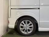 ☆納車前には撥水コーティングで外装のツヤとクリアを復活させます!!納車後の、お手入れも楽にして頂けます!!(パックによります)