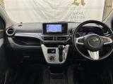 見通しのよいすっきりとした視界で、誰でも運転しやすいです。運転のしやすさは疲れにくさにも繋がりますよ♪