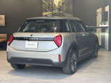 かわいいテールのデザインはほかの車にはない魅力があります。ひと目で&ldquo;MINI&rdquo;とわかるデザインです。
