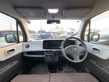 初心者の方でも安心して運転していただける視野の広さとなっております。
