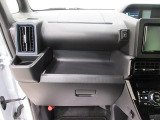 その他にお車ご購入に関して、気になる点やご不明な点がございましたら、「見積依頼」ボタン、もしくは無料ダイヤルより各店舗へお問合せください。