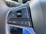 ステアリングオーディオスイッチ装備していますので、手を伸ばすことなく、お手元でオーディオの操作が可能です。運転操作に集中できます。
