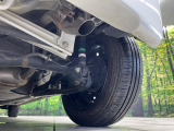 お車を安心してお乗りいただく為には、足回りの定期点検が欠かせません。サービスサポート(有償保証)では無料点検もご提供しており、安心のカーライフをお過ごしいただけるサポート体制が整っています。