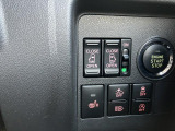 【キーレスプッシュスタート】!パワースライドドアなど各機能のスイッチは運転席から操作ラクラク。