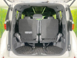 普段のお買い物や通勤、送迎等に十分な荷室スペースを確保しております。セカンドシートを倒すと、大きな荷物の積載も可能です♪