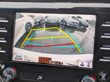 カラーバックモニターがついております!ステアリング連動ガイドラインが映し出されるので、駐車の際に非常に役に立ちます!!