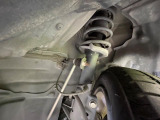 お車を安心してお乗りいただく為には、足回りの定期点検が欠かせません。サービスサポート(有償保証)では無料点検もご提供しており、安心のカーライフをお過ごしいただけるサポート体制が整っています。