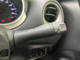 操作しやすいウインカーレバーで、安全な車線変更をサポートします。直感的な操作で、運転に集中できます。