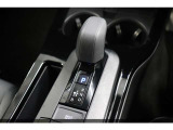 スムーズな走りのCVT、電磁式シフトです。