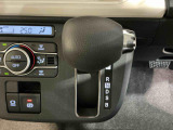 リーズナブル料金で、納車後から切れ目なく一般保証が延長される人気のオプションとなります。初登録月から3年又は累計走行距離6万キロ経過後から5年10万キロまで一般保証に準じて保証いたします。