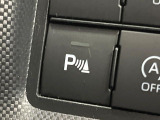 【クリアランスソナー】バンパーに付いたセンサーが障害物を検知!一定の距離に近づくとアラートで教えてくれます♪狭い駐車スペースや車庫入れ時も安心ですね☆