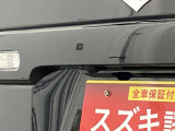 【バックカメラ】駐車時、後方の安全確認に役立ちます。