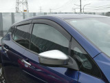 ウィンカー付きカラードドアミラー&雨の日に頼れるバイザー