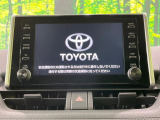 【8インチ ディスプレイオーディオ】大画面のディスプレイはAppleCarPlayやAndroidAutoが利用可能。大きな画面でスマホナビアプリ等が利用いただけます♪