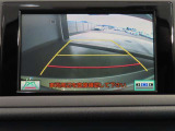 バックガイドモニターで、後方を確認しながら安心して駐車することができます。運転初心者も熟練者も必須の機能ですよ!