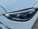 認定中古車はお車の経過年数や走行距離により1年もしくは2年間保証を付帯しております。「認定中古車保証」はメーカー保証です。全国のメルセデス正規販売店で保証を受けることができます。