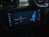 マッサージ機能およびベンチレーション機能を備えたフロントシートが、長距離のドライブでも疲労を和らげ快適性を保ちます。