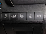 ★使いやすさや安全性を追求したステアリング周り!高級車ゆえにスイッチ類が多いのも特徴ですね!考え尽くされた配置ですぐに使いこなす事が出来ますのでご安心下さい!是非、体感してみて下さい!!