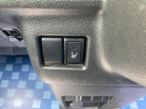 運転席にはシートヒーター機能が付いています。寒い日の心強い味方です♪