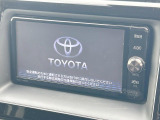 【メーカー純正ナビ】インテリアに溶け込むスタイリッシュな「専用設計」メーカーナビを装備♪視認性や操作性など基本性能にも優れ、より上質なカーライフをお楽しみいただけます。