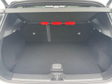 普段のお買い物や通勤、送迎等に十分な荷室スペースを確保しております。セカンドシートを倒すと、大きな荷物の積載も可能です。
