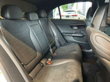 メルセデス・ベンツの定める厳しい基準をクリアしたお車のみをご案内させて頂きます。納車前整備はメーカー規定に基づき当店3Fの指定工場で入念に行なわれます。熟練のメカニックがお客様のお車を整備致します。