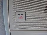 【マツダエマージェンシーコール】エアバッグが展開される衝突事故を車両が検知した場合や、SOSボタンを押した場合に、 緊急通報オペレーターを通じて緊急車両の手配などを行なうことができます。