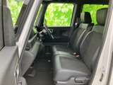 運転席からの眺めは良好。視界が広く、運転操作がしやすいのが特徴です。安全運転をサポートします。
