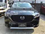 マツダのミドルクラスSUV『CX-5』魂動デザインとスカイアクティブ技術をフル搭載した初代モデルが発売され、洗練された力強い魂動デザインに進化した2代目にモデルチェンジしました。