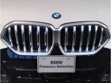 ☆BMWの代名詞とも言える【キドニーグリル】一目見ただけでBMW車であると認識できる確固たるアイコンとして存在感を放ちます☆