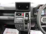 中古車は一物一価、同じようなお車でも、整備状況、外内装の状態など様々です。