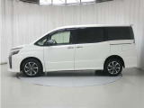 ヴォクシー 2.0 ZS 煌III 4WD 