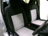 車好きにとって運転席は重要な確認ポイント!?