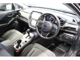 運転する前に目入る光景はスポーティですっきりとした雰囲気。走りの良さを予感させます。
