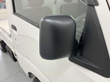 ご納車前に納車点検(法定12ヶ月点検相当)を実施し、基本性能に関わる機能や状態を徹底的に点検します。