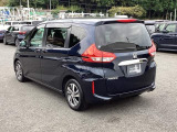 リアはプライバシーガラス付です。見た目もかっこいいですよね。また、太陽光を防ぐので冷房の効きを良くする効果もあるんです。エアコンを控えめにすれば燃費向上も見込めますよ。