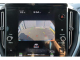 バックモニター付ですので、車庫入れも駐車もラクラクです。