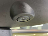 車両状態証明書修復歴の有無も一目瞭然。機能や内装・外装、走行距離、修復歴の有無をチェックし、クルマの状態を10段階にした車両状態証明書。数字や記号を使ってわかりやすく表示しています。