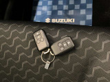 【スマートキー】キーをポケットやカバンに入れたままでもドアの施錠・開錠ができ、雨の日や荷物の多い日に大活躍!