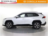 ピラーの有り無しで車の印象がこんなに変わる!