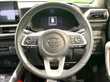 【純正革巻きステアリング】上質な革を使用することで、手にしっかり馴染みとても運転しやすいハンドルです♪