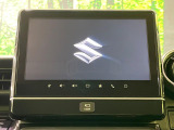 【メーカー純正9型ナビ】インテリアに溶け込むスタイリッシュな「専用設計」メーカーナビを装備♪視認性や操作性など基本性能にも優れ、より上質なカーライフをお楽しみいただけます。