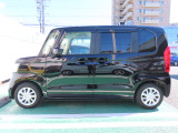 後席プライバシーガラス 車内の気温上昇を抑えます