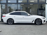 BMWを熟知したメカニックによる、360度の納車前点検。ドイツ本国と同様の教育・訓練を受けたメカニックが徹底的に点検、整備した後にお客様にお引渡しします。