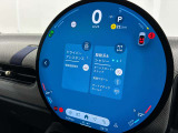 ★MINIには6個のエアバッグを標準装備。運転席/助手席エアバッグ、サイド・エアバッグ、ヘッド・エアバッグ。